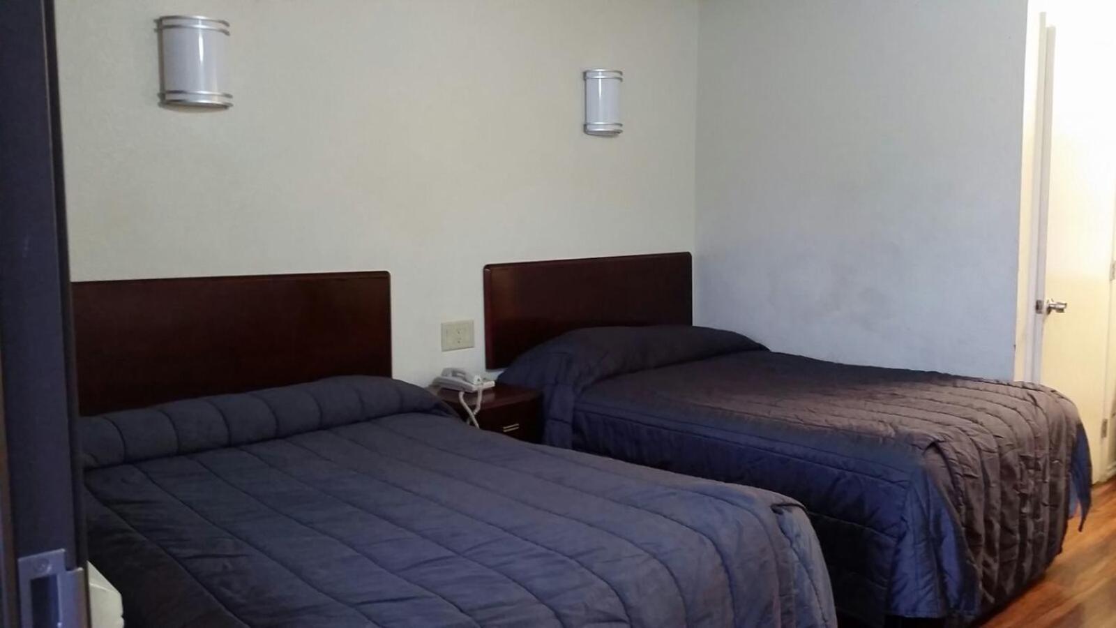Sierra Inn South El Monte Номер фото