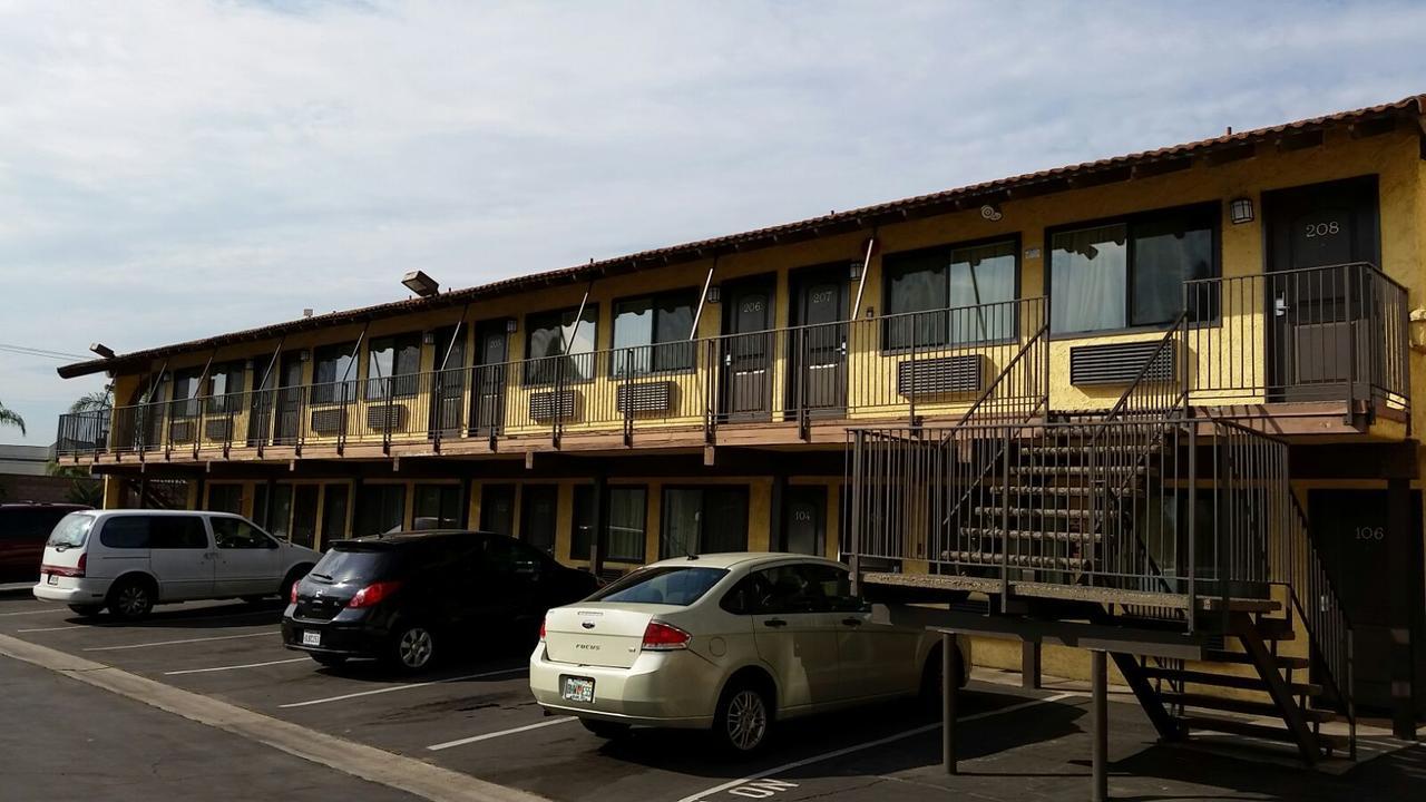 Sierra Inn South El Monte Экстерьер фото